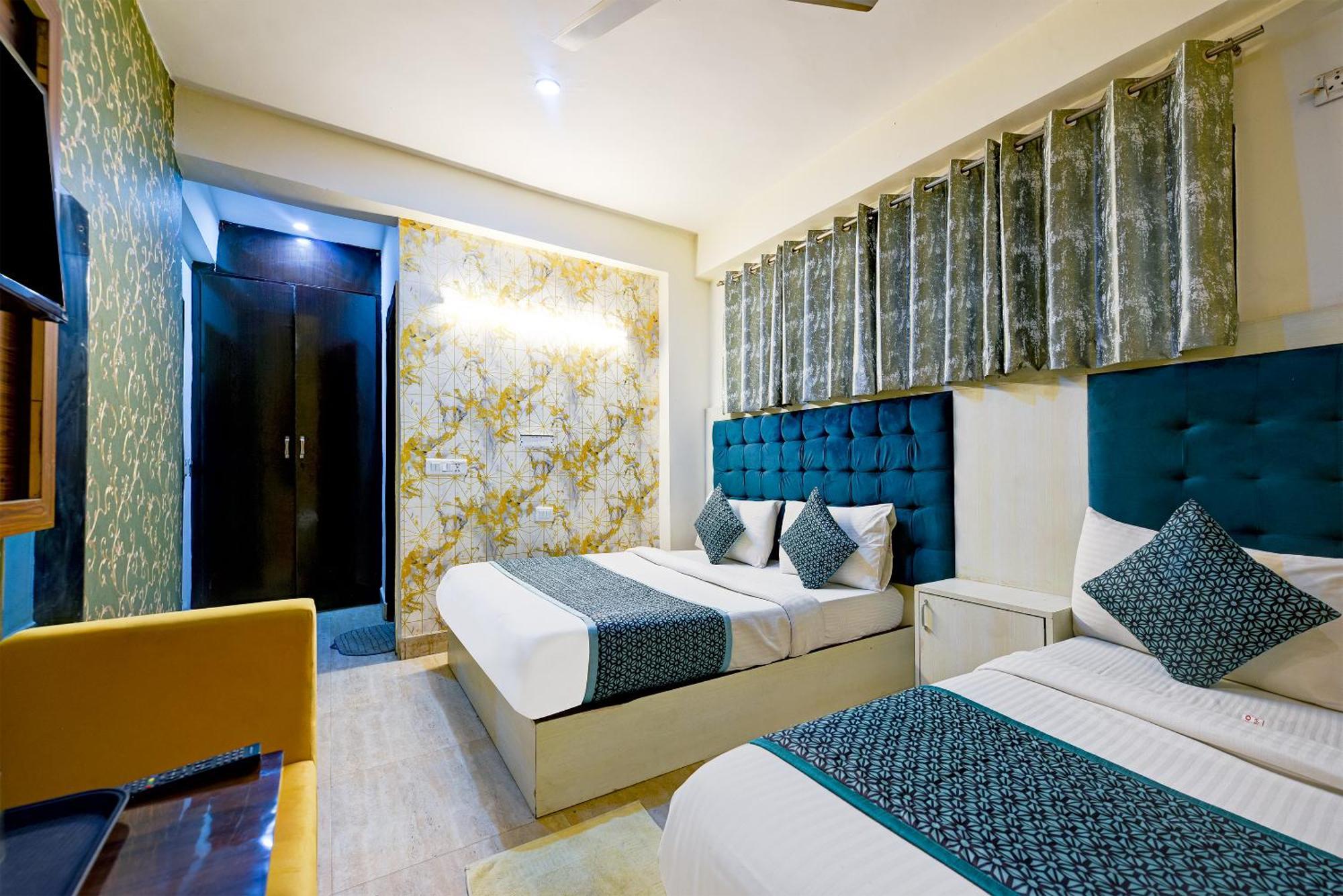 Hotel Skywood At Airport New Delhi Exterior foto