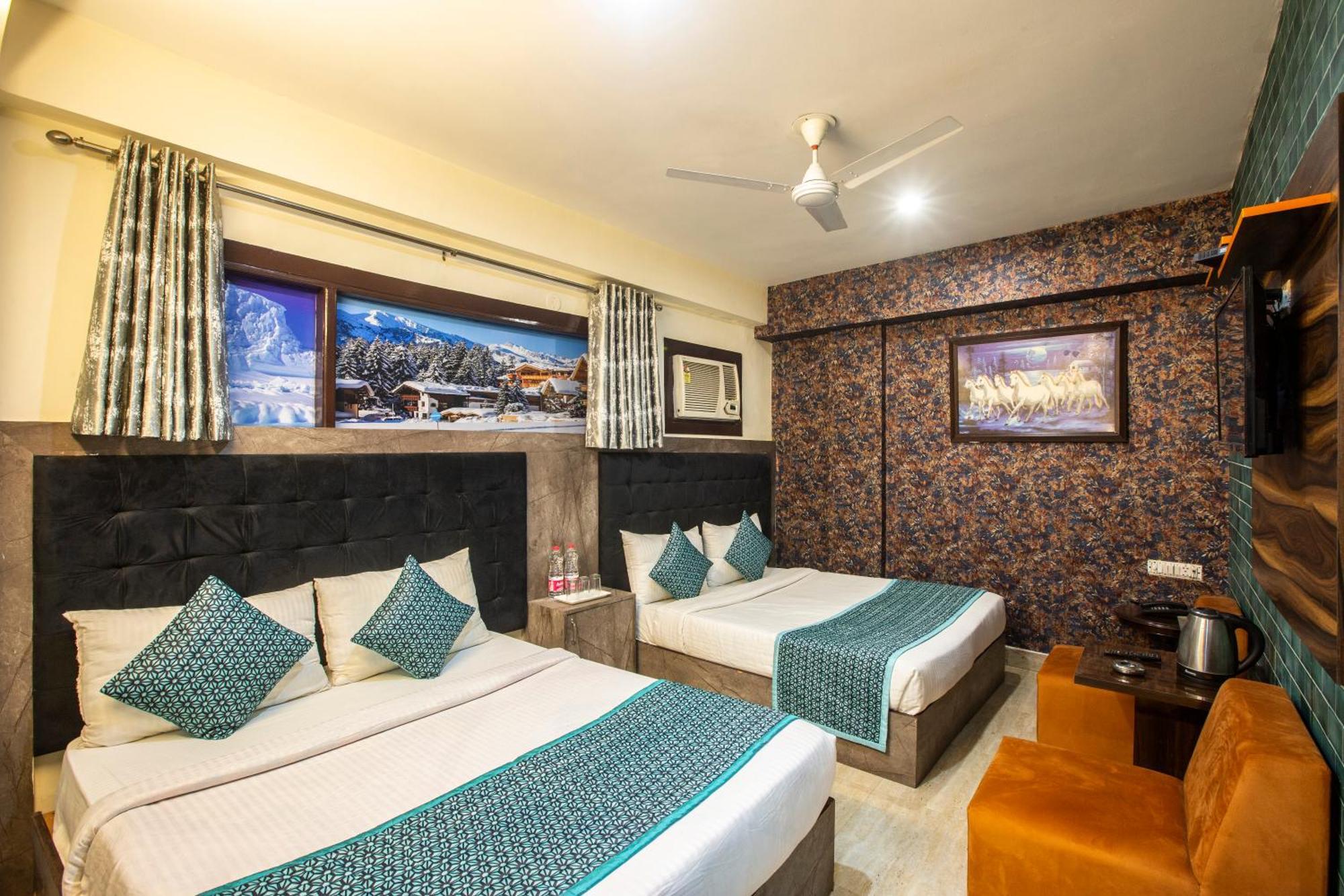 Hotel Skywood At Airport New Delhi Exterior foto