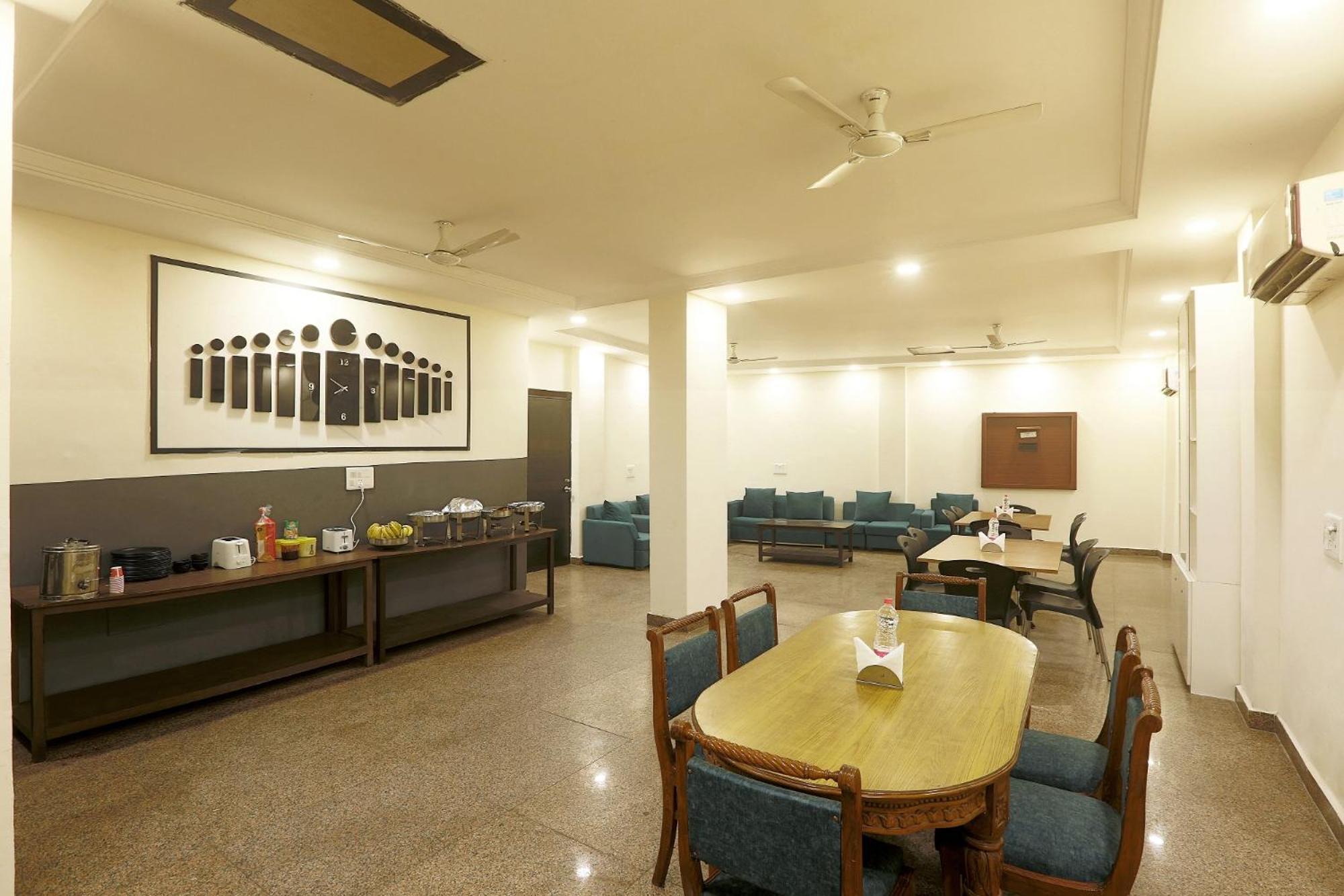 Hotel Skywood At Airport New Delhi Exterior foto