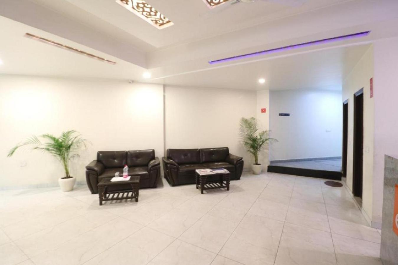 Hotel Skywood At Airport New Delhi Exterior foto